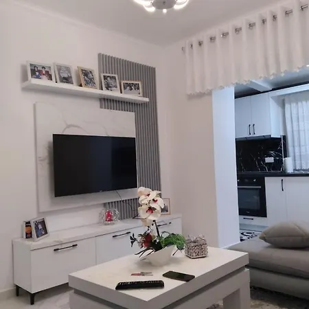 Apartment Monda Venetik's House Gramsh